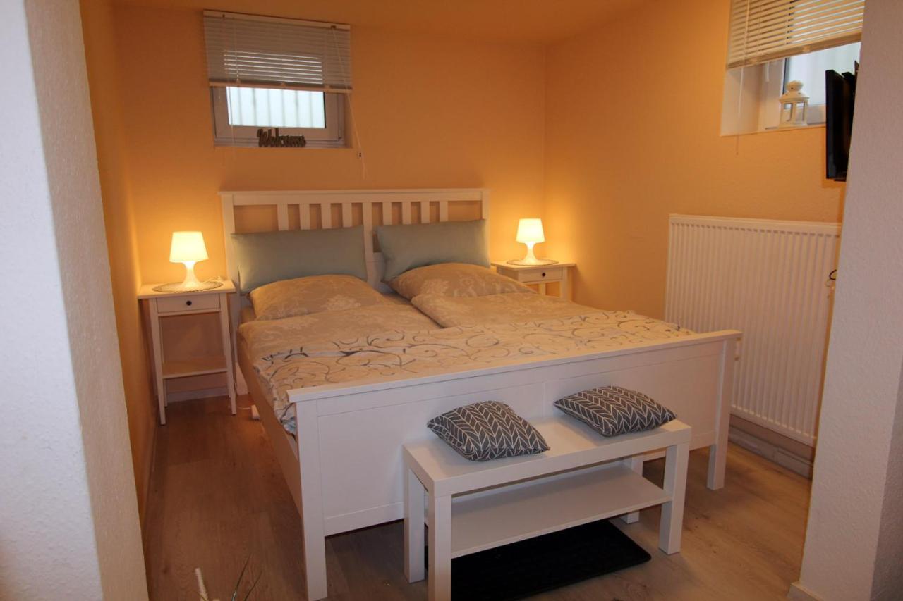 Wunderschoen Zwischen Ortsausgang Und Waldesrand Gelegene, Schoene Apartments Herzogenrath Luaran gambar